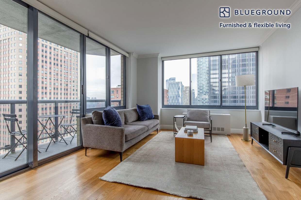 Foto principal - 235 W 48th St