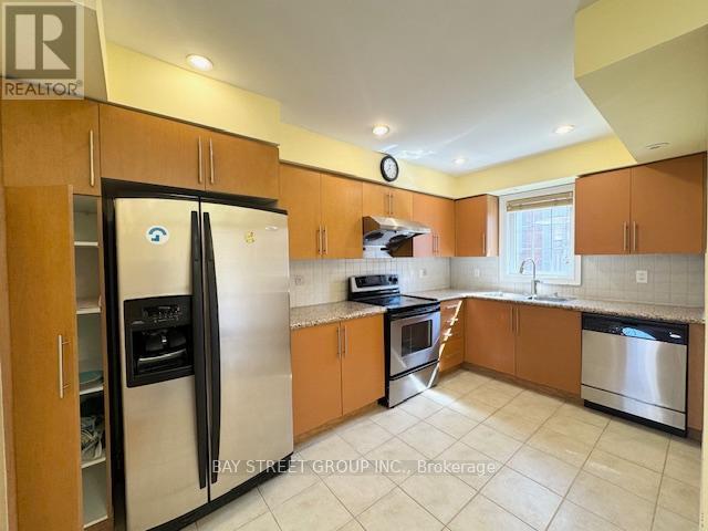 Building Photo - 156 Legends Way