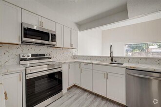 Building Photo - 12632 Newbrook Dr
