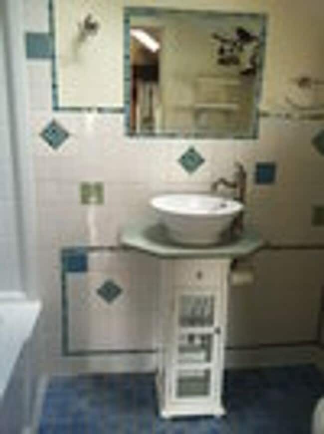 Building Photo - 2 Bedroom unit in North Amherst
