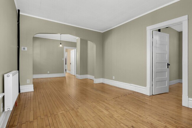Building Photo - 2717 Aldrich Ave S