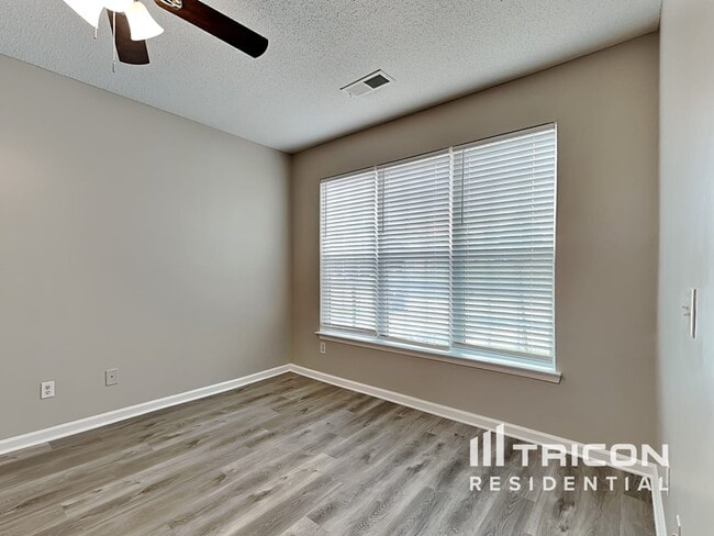 Building Photo - 7390 Battlecreek Ln