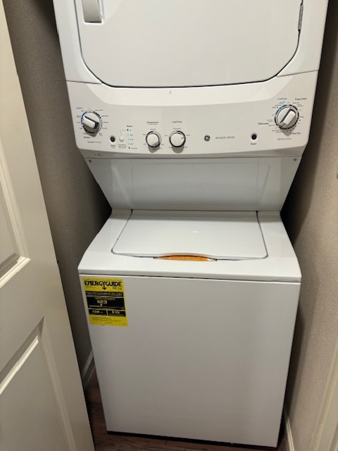 Building Photo - 14470 SW Gold Coast Ter