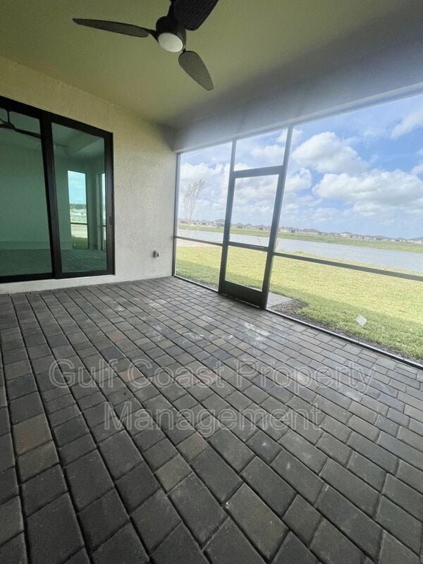 Building Photo - 3293 Altamira Dr