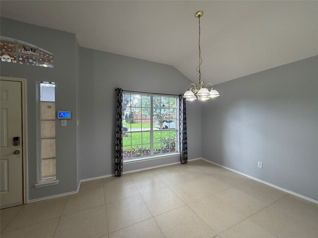 Building Photo - 9803 Hallmark Ln