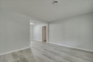 Foto del edificio - 3630 Columbine Dr