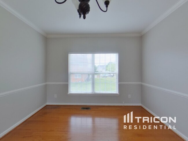 Foto del edificio - 2513 Hester Ct