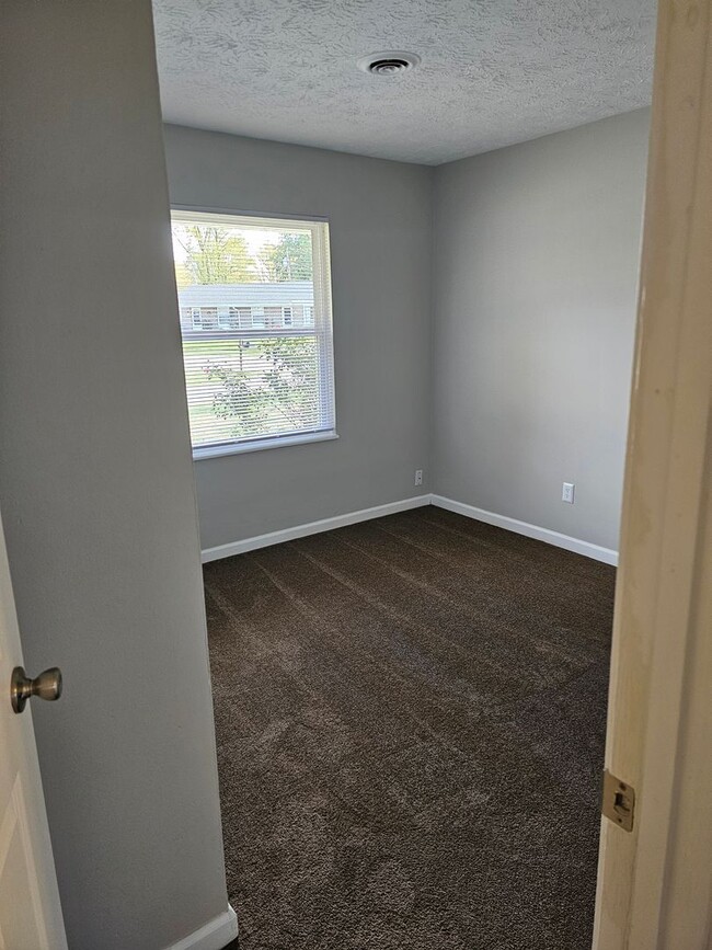 Interior Photo - Hillcrest Apartments