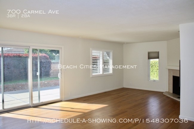 Foto del edificio - 700 Carmel Ave