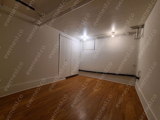 Foto del edificio - 19 S Emerson St
