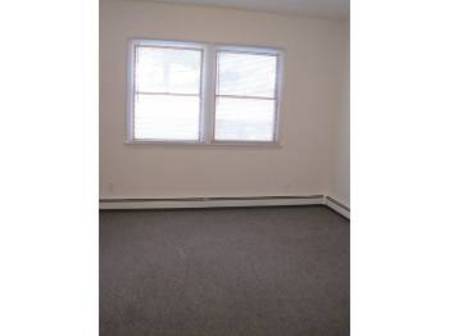 Primary Photo - 24 Newtonville Ave