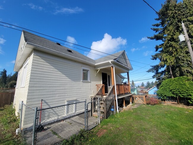 Foto del edificio - 211-212 W 13th St