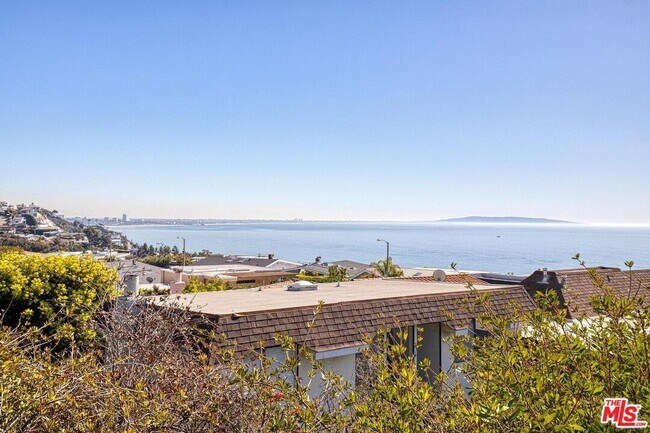 Foto del edificio - 18128 Kingsport Dr