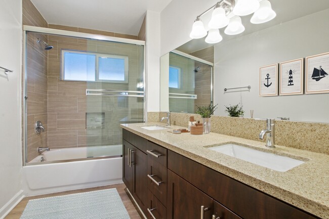 Building Photo - The Waterfront