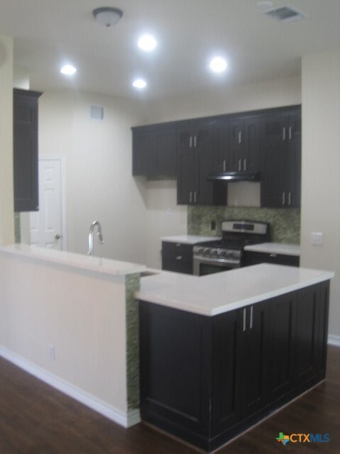 Foto del edificio - 905 Lantana Dr