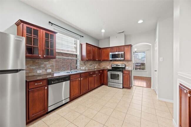 Building Photo - 16127 Spur Canyon Ct