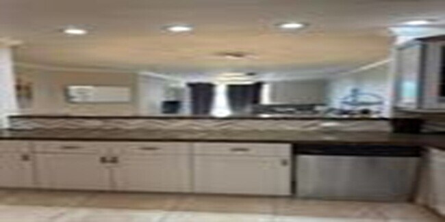 Foto del edificio - 3725 S Ocean Dr