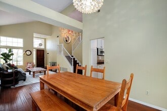 Building Photo - 7010 Via Calafia