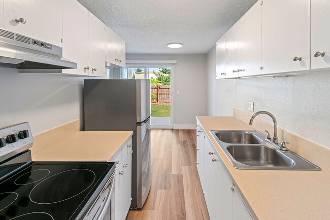 Interior Photo - LOW RENTS | Unionaire Apartments | NEW MANAGER!