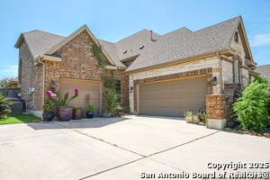 Foto del edificio - 5919 Dewdrop Ln