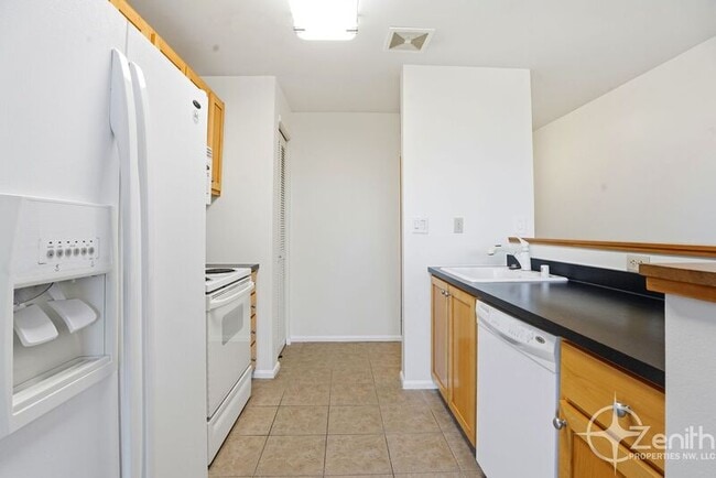 Foto del edificio - 701 Columbia St