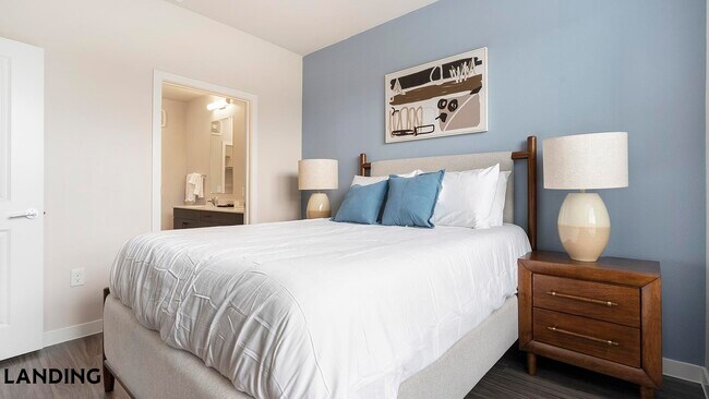 Foto del edificio - 14015 Univ Pass