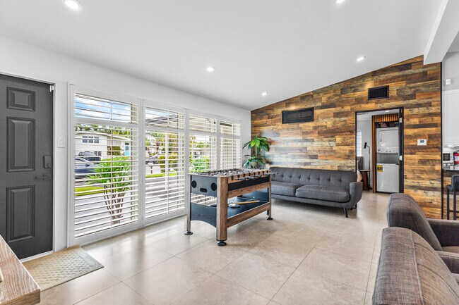Foto del edificio - 2678 Marathon Ln