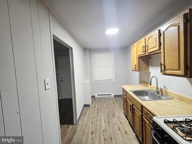 Foto del edificio - 2120 E Cheltenham Ave