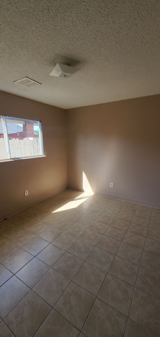 Foto del edificio - Empire Charming Single Story 4 Bedroom Hom...