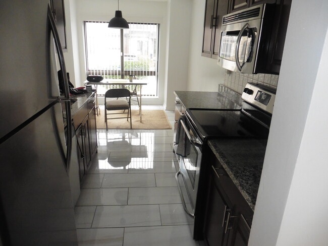 Building Photo - 8214 Mandan Ct