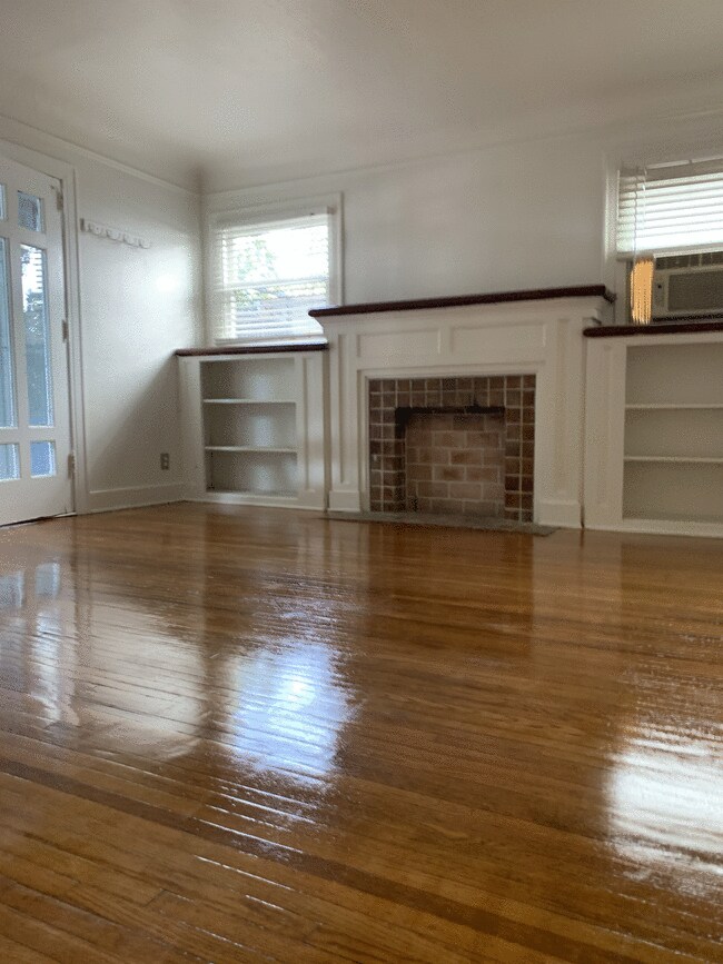 Foto del edificio - 806 N Ogden Dr