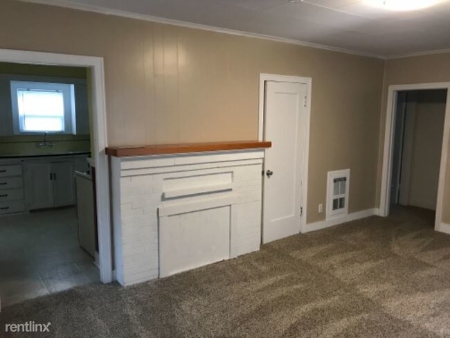 Foto del edificio - 1608 McDougall Ave