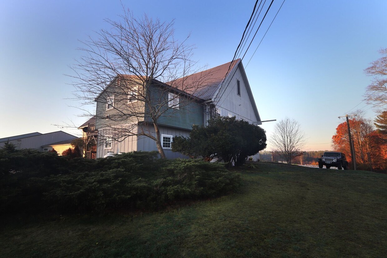 Primary Photo - 174 DREW RD