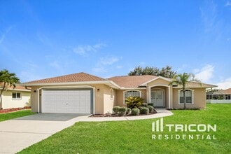 7217 N Blue Sage