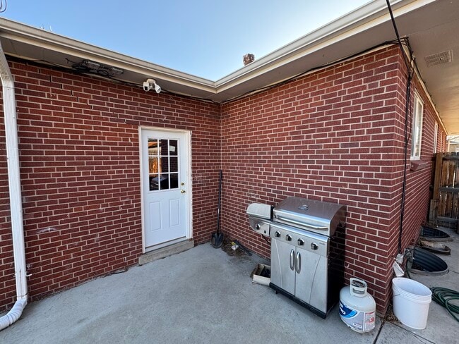 Foto del edificio - 6085 W Arkansas Ave