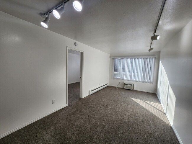 Foto del edificio - 717 S 600 E