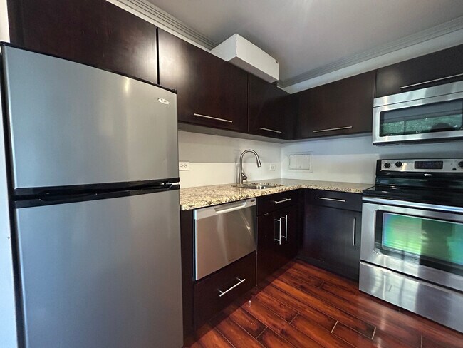 Foto del edificio - 1350 N Dearborn St