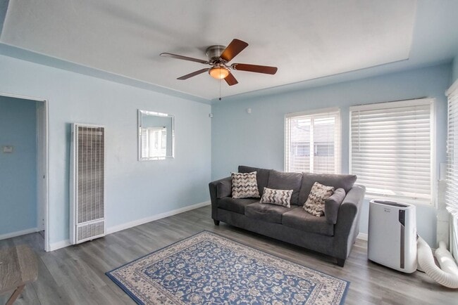 Building Photo - Newly Renovated And Ready For Occupancy