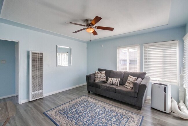 Foto del edificio - Newly Renovated And Ready For Occupancy