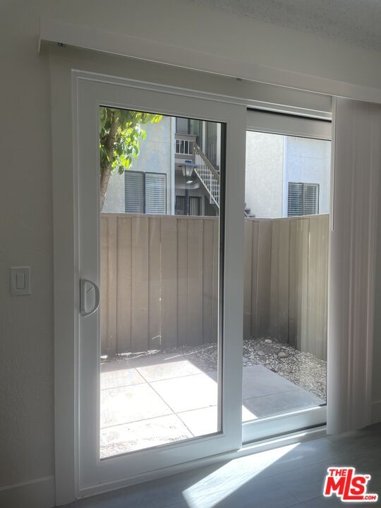 Foto del edificio - 22725 Lakeway Dr