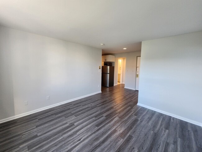 Building Photo - 356 Palisade Ave