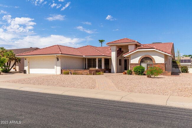 Building Photo - 14606 W Ravenswood Dr