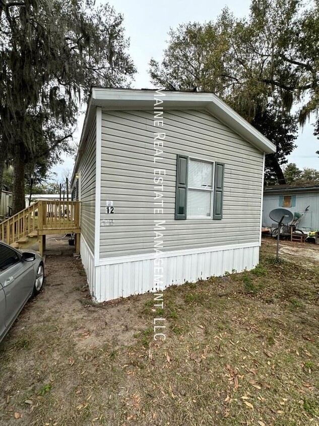 Primary Photo - 12 Gressel Cir
