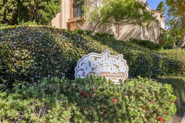 Building Photo - 3256 Via Marin