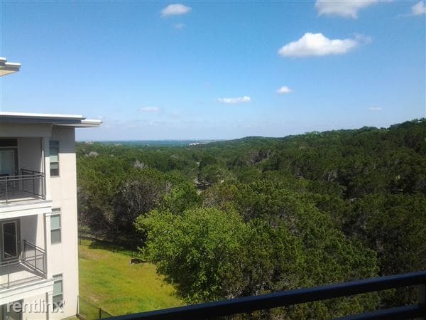Primary Photo - 3230 Travis Country Cir