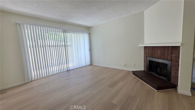 Foto del edificio - 2310 S Diamond Bar Blvd