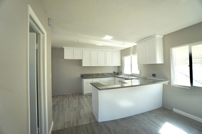 All new kitchen - 128 N Saratoga St