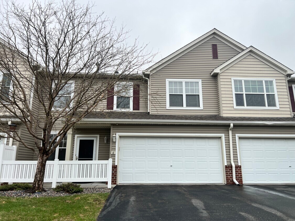 5030 Holly Ln N, Plymouth, MN 55446 House Rental in Plymouth, MN