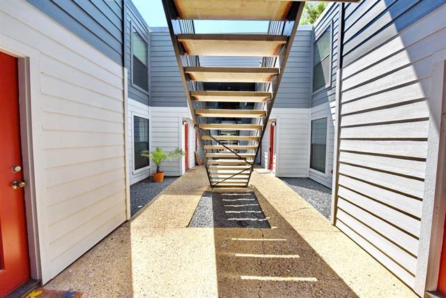 Foto del edificio - 4033 Gilbert Ave