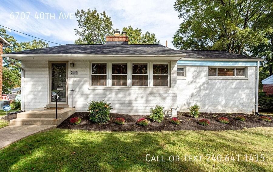 Primary Photo - 6707 40th Ave